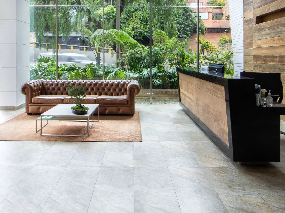 HOA & CONDO CLEANING